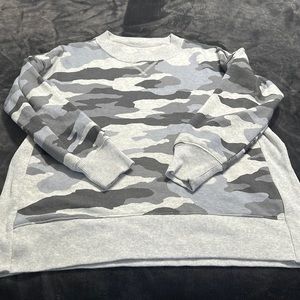 Gray oversized camouflage sweater.